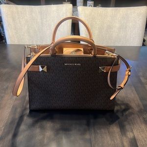 Beautiful Michael Kors Karla Satchel - Like new - used a few times -